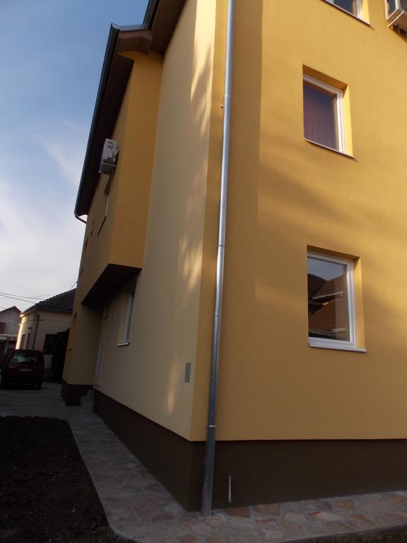 Kety Apartments Kragujevac Exterior photo